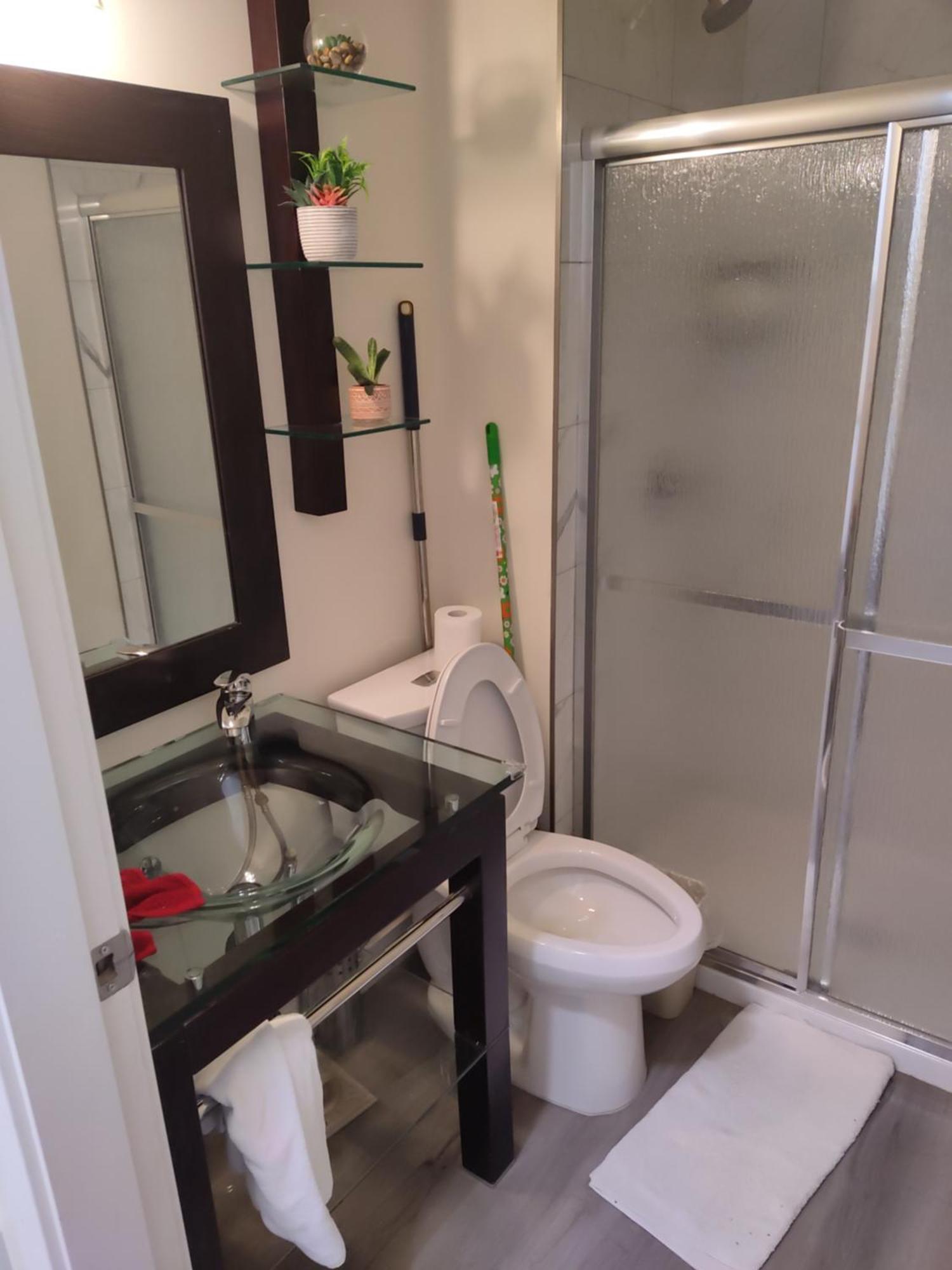Sweet House B&B Saanich Экстерьер фото